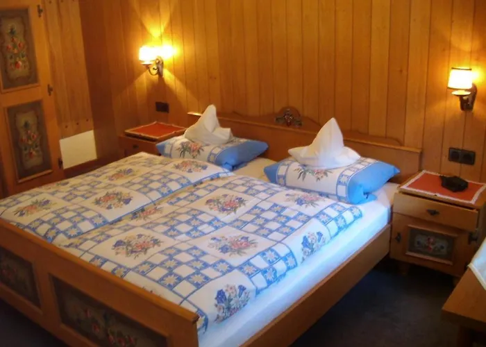 Haus Seidenweber 招待所 3*